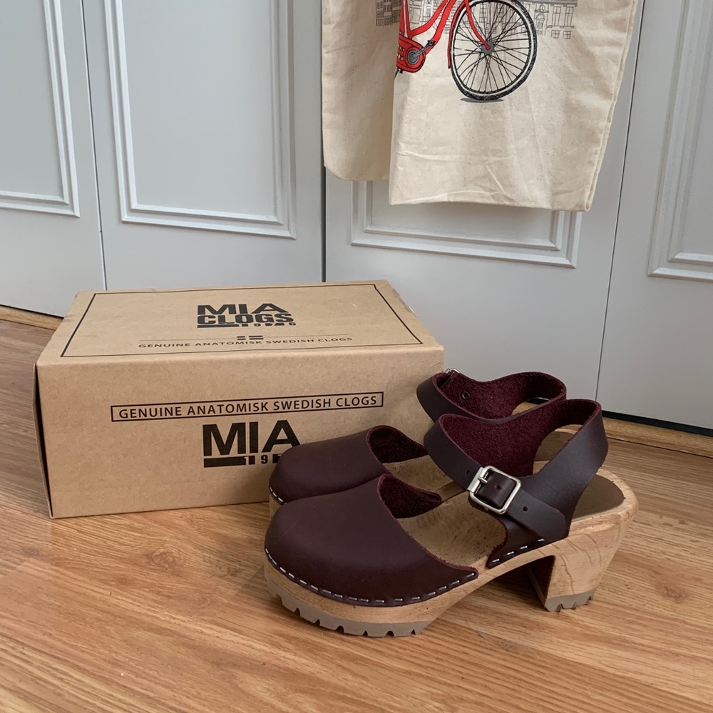 MIA Abba Clogs in “Wine” Color